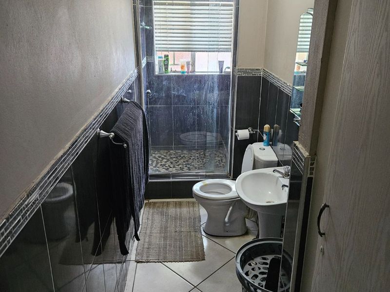 Secure, Central, Comfortable Complex Living - Photo 9