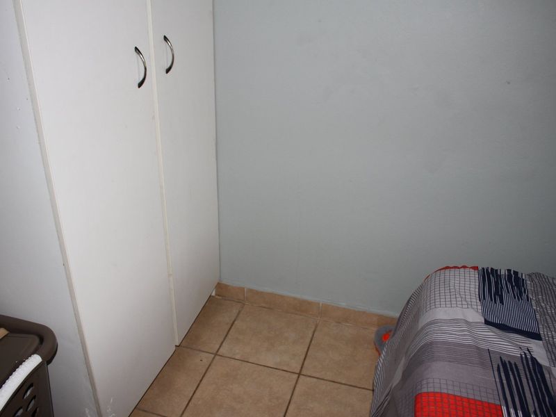 3 Bedroom Flat on the Ground Floor - Photo 9