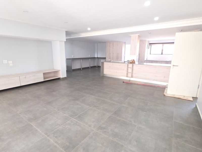 5 Bedroom 4 Bathroom House in Wilkoppies in a Secure Villa - Photo 4