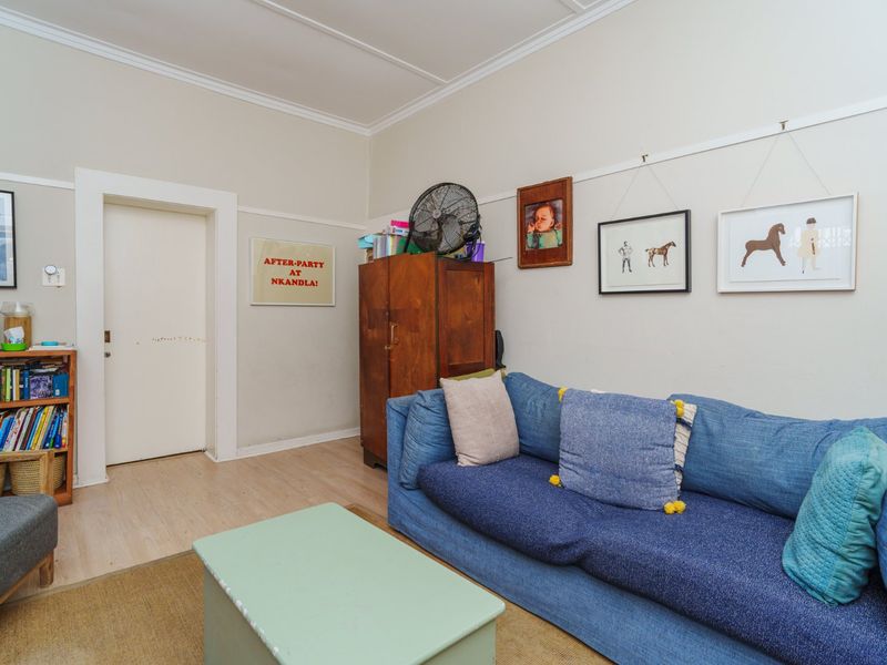 Quaint Character Cottage in the Heart of Rondebosch Village | Southern Suburbs  - Photo 10