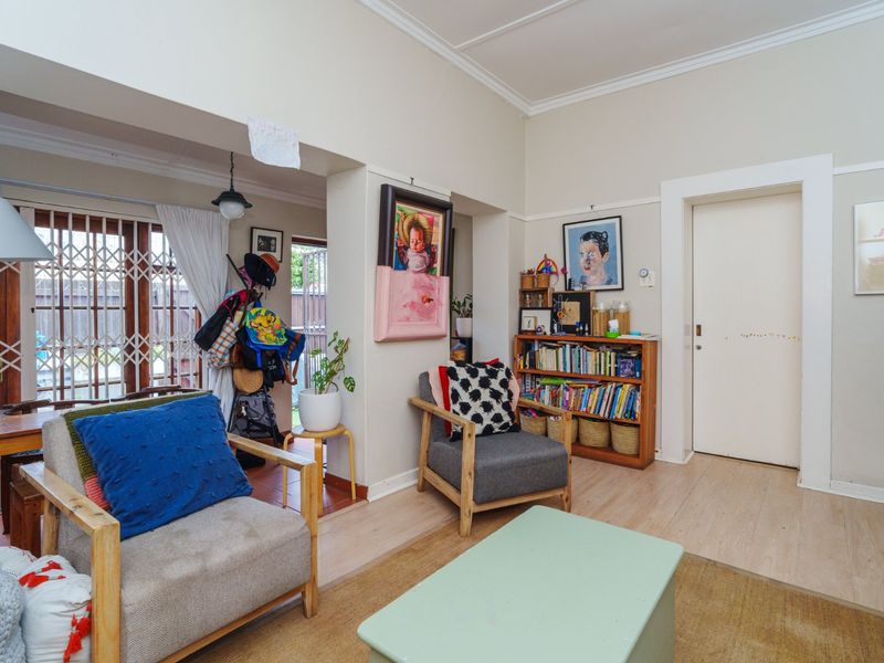 Quaint Character Cottage in the Heart of Rondebosch Village | Southern Suburbs  - Photo 7