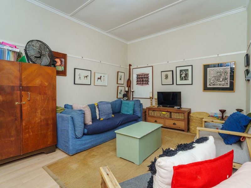 Quaint Character Cottage in the Heart of Rondebosch Village | Southern Suburbs  - Photo 9