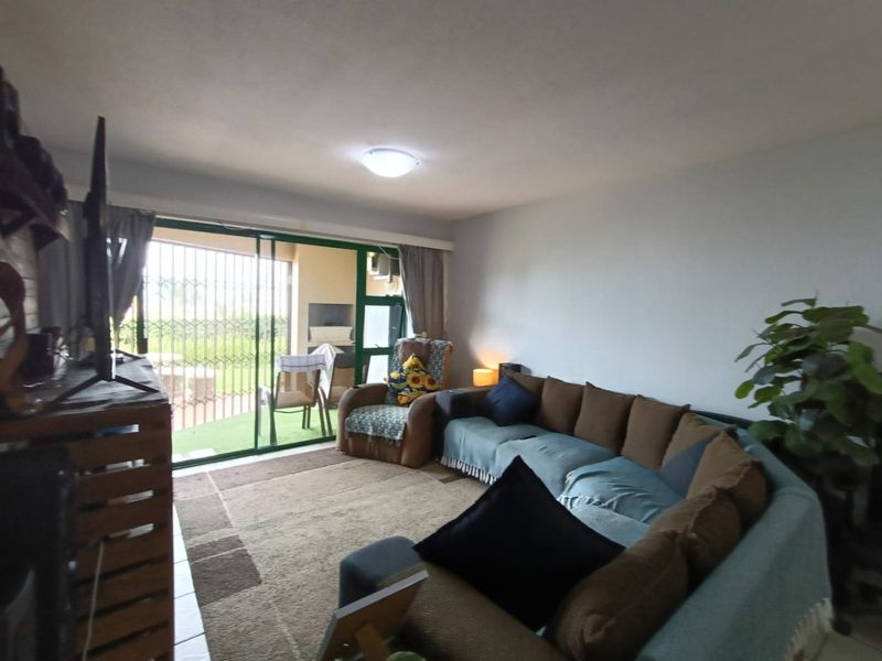 Ground floor 2 bedroom, 2 bathroom apartment to let in Central Umhlanga. - Photo 5