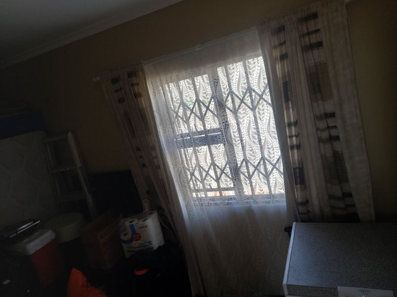 Stunning 3 Bedroom Home for Sale in Hamilton Estate, Kuilsriver(Kalkfontein)  - Photo 9