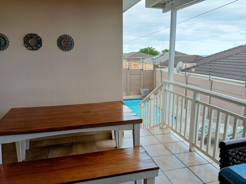 Stylish Lock - Up - and - Go Home with Views in Gonubie's Sea/Riverside Holiday Village - Photo 9