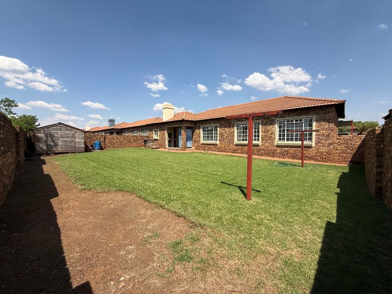 Secure Estate Living Home with Future Development Potential - Photo 2