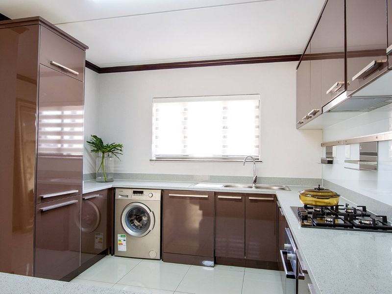 3 Bedroom Apartment for Sale in Carlswald North Estate - Photo 5