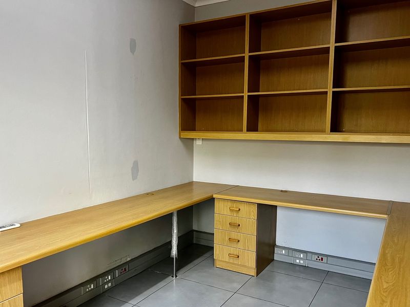 PRIME OFFICE SPACE TO RENT WITH PARKING, SECURITY AND SUSTAINABLE ENERGY SOLUTIONS - Photo 8