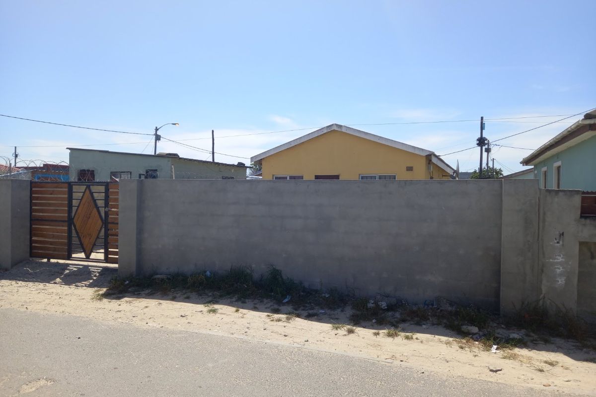 2 Bedroom House for Sale in Mfuleni - Photo 2