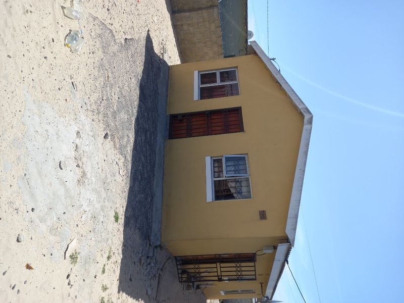 2 Bedroom House for Sale in Mfuleni - Photo 8