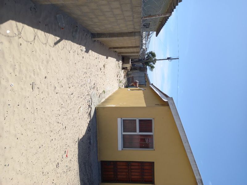 2 Bedroom House for Sale in Mfuleni - Photo 7