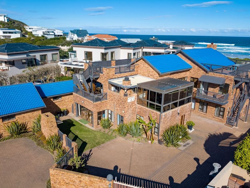 BEACHFRONT LUXURY WITH PRIVATE PATHWAY TO MYOLI BEACH  - Photo 4