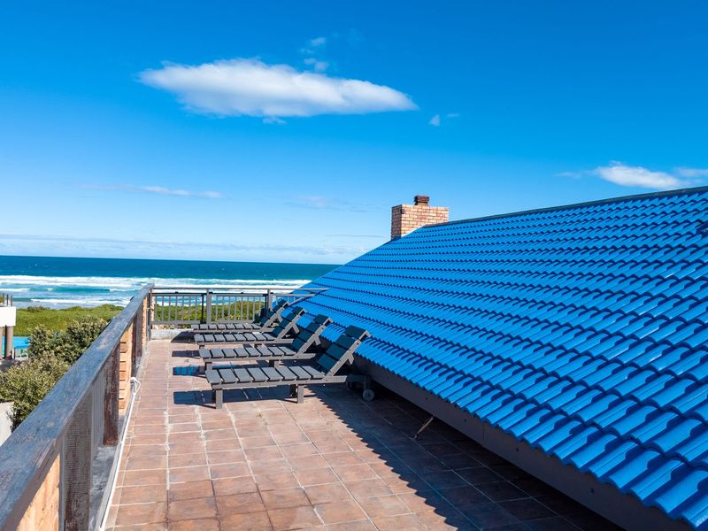 BEACHFRONT LUXURY WITH PRIVATE PATHWAY TO MYOLI BEACH  - Photo 5