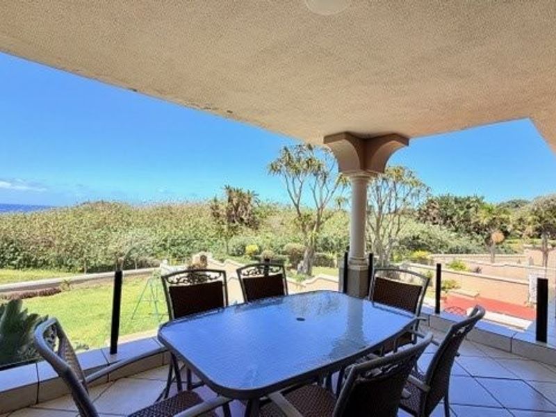 Elegant Beachfront Living with Panoramic Sea Views in Shelly Beach  - Photo 10