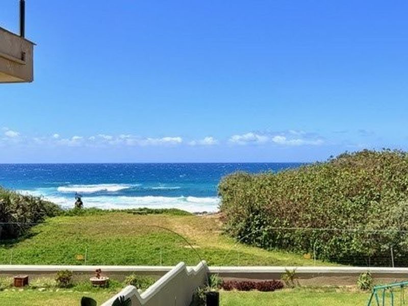 Elegant Beachfront Living with Panoramic Sea Views in Shelly Beach  - Photo 8