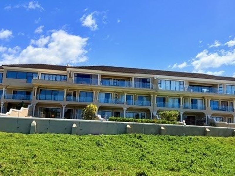 Elegant Beachfront Living with Panoramic Sea Views in Shelly Beach  - Photo 5