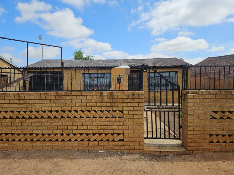 Daveyton 4 Room house for sale - Photo 3