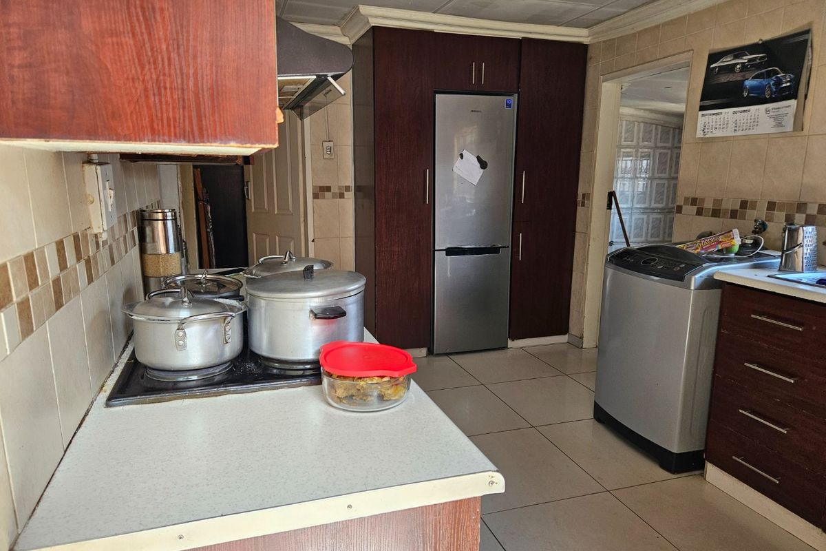 Daveyton 4 Room house for sale - Photo 5