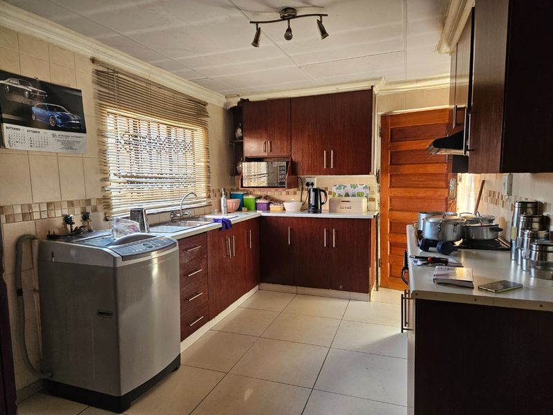 Daveyton 4 Room house for sale - Photo 4