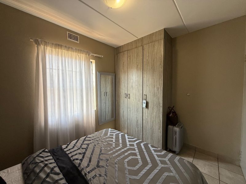 Immaculate 2 Bedroom Groundfloor Apartment For Sale - Photo 8