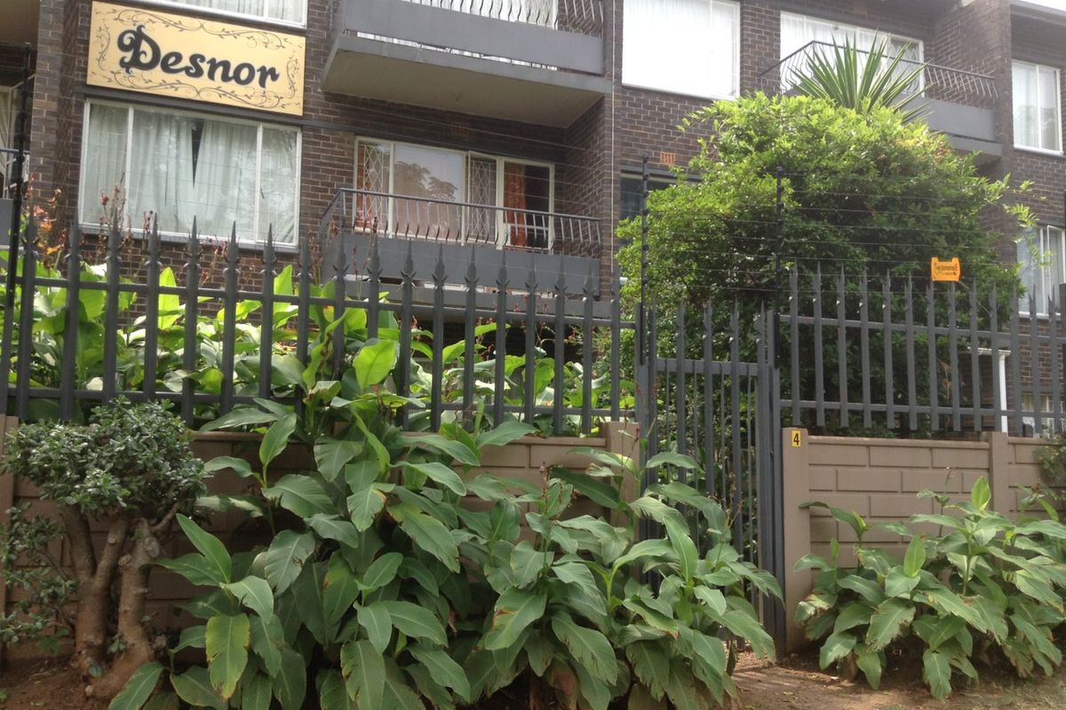 Stylish & Secure 1 Bedroom Flat – Perfect Starter or Investment! - Photo 3