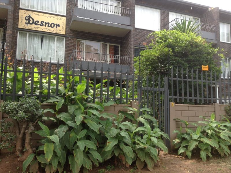 Stylish & Secure 1 Bedroom Flat – Perfect Starter or Investment! - Photo 3