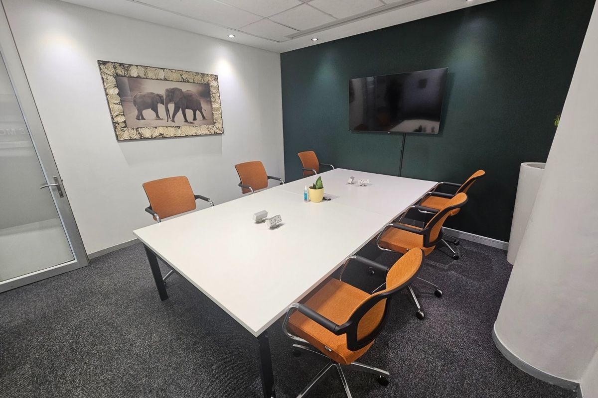 Exclusive Office Space for Small Businesses, Menlyn Maine, Pretoria East - Photo 2