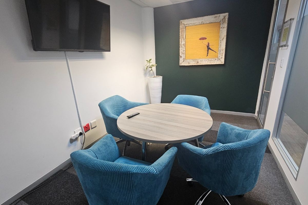 Exclusive Office Space for Small Businesses, Menlyn Maine, Pretoria East - Photo 4