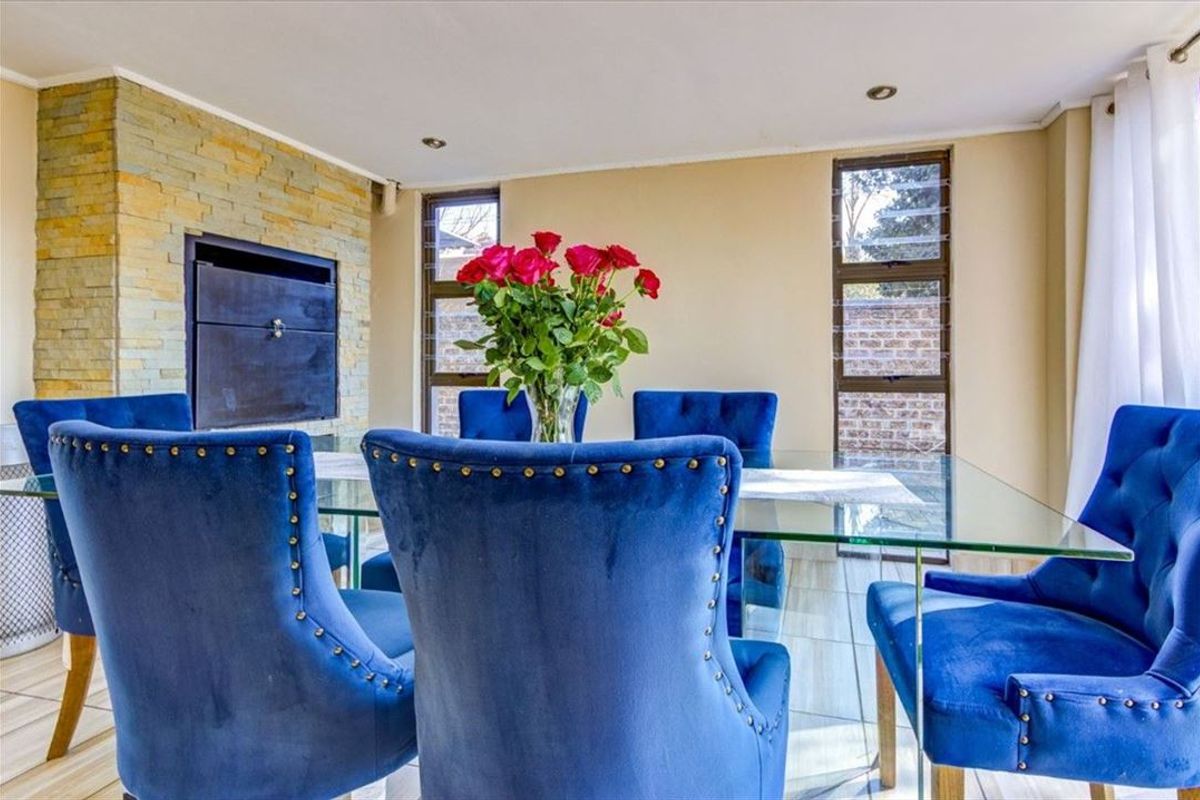 Modern Family Home with Poolside Comfort - Photo 3