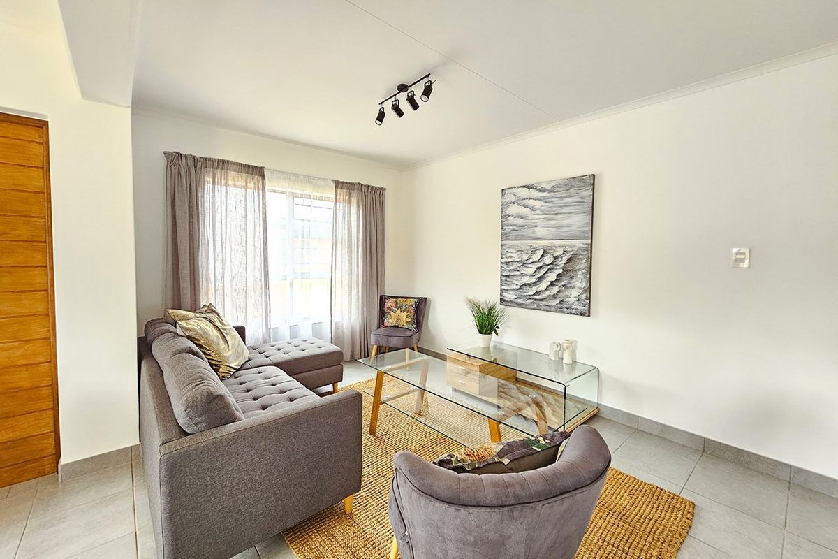 3 Bedroom 2,5 Bathroom Duplex for Rental at Brookehaven, Midstream Estate! - Photo 4
