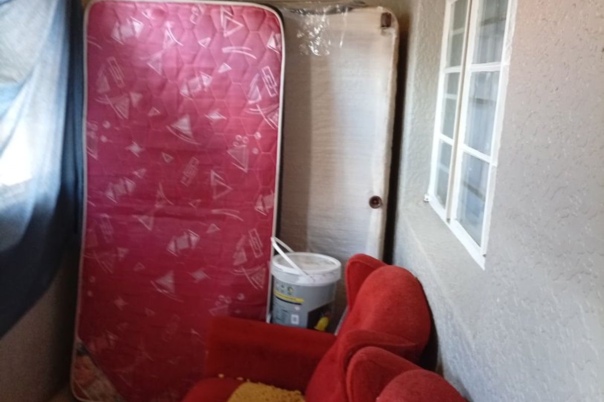 House For Sale/Investment Property  - Photo 2
