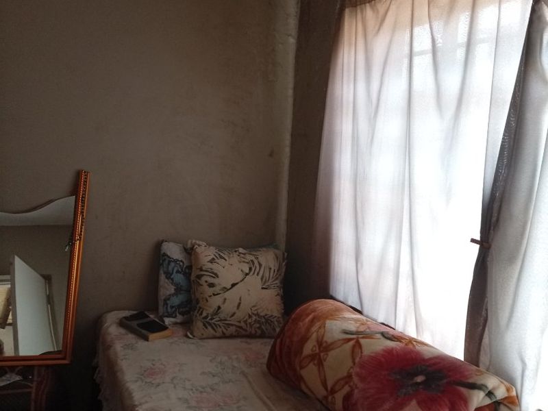 House For Sale/Investment Property  - Photo 4