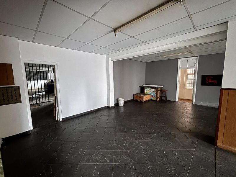 Commercial Property To Let In Congella, Durban - Photo 9
