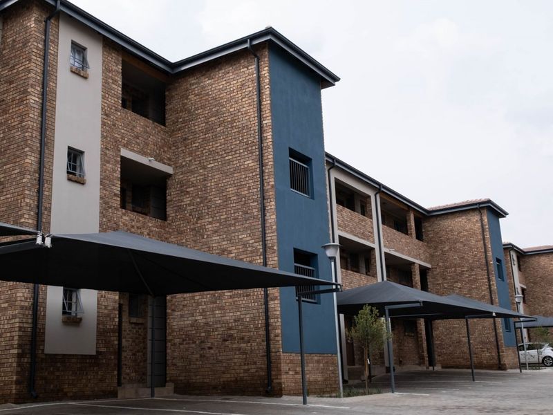 Reduced! 2-Bedroom Apartment for Sale – Villa Bianco, Amberfield, Centurion  Transfer Costs Included | Secure Estate Living | Excellent Investment Opportunity - Photo 4