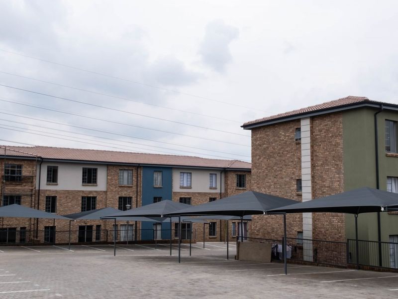 Reduced! 2-Bedroom Apartment for Sale – Villa Bianco, Amberfield, Centurion  Transfer Costs Included | Secure Estate Living | Excellent Investment Opportunity - Photo 6