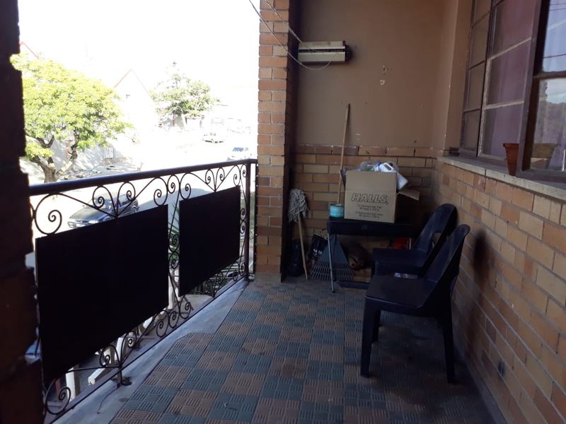 Apartment for sale in the heart of Troyeville. - Photo 7