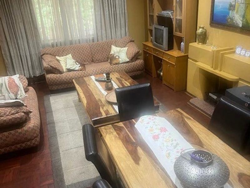 Cozy 2-Bedroom Apartment with Modern Features - Photo 6