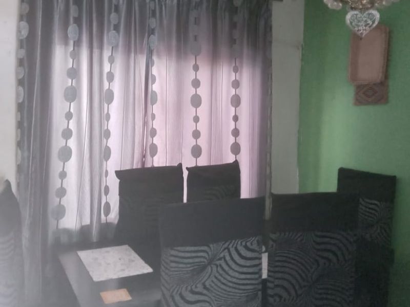 Charming 3-Bedroom Flat in Bezuidenhout Valley - Photo 10