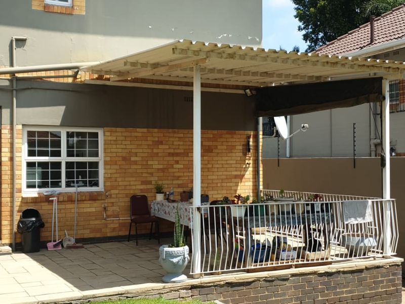 3 Bed House For Sale – Spacious, Secure & Convenient! - Photo 10