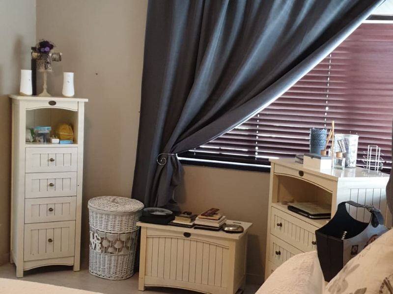 3 Bed House For Sale – Spacious, Secure & Convenient! - Photo 6