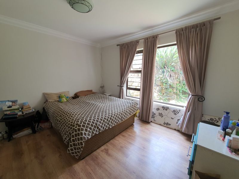 Spacious 2-Bedroom Unit with Study & Garden in Secure Complex - Photo 10