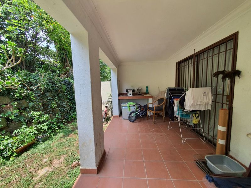 Spacious 2-Bedroom Unit with Study & Garden in Secure Complex - Photo 7