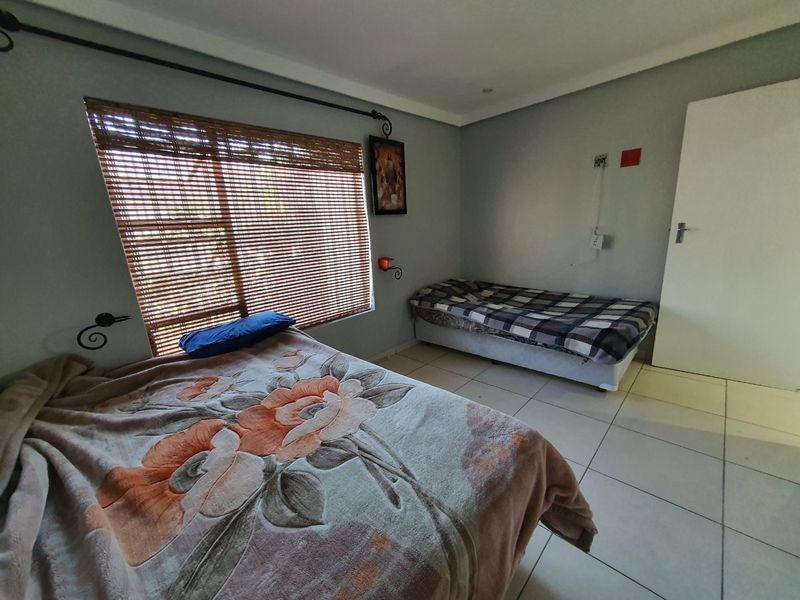 2 Bed Townhouse – Secure, Pet-Friendly Living with Spacious Layout - Photo 7