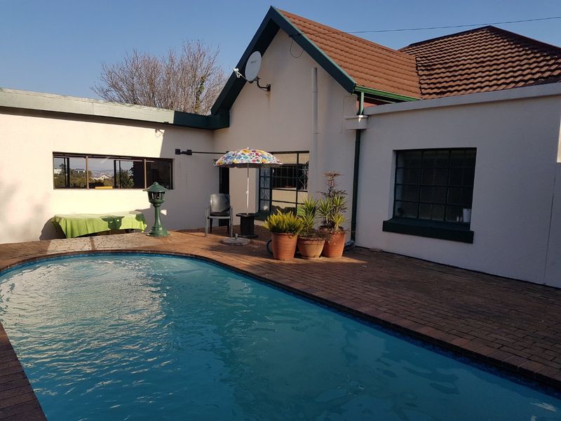 Million Dollar Views - Photo 2