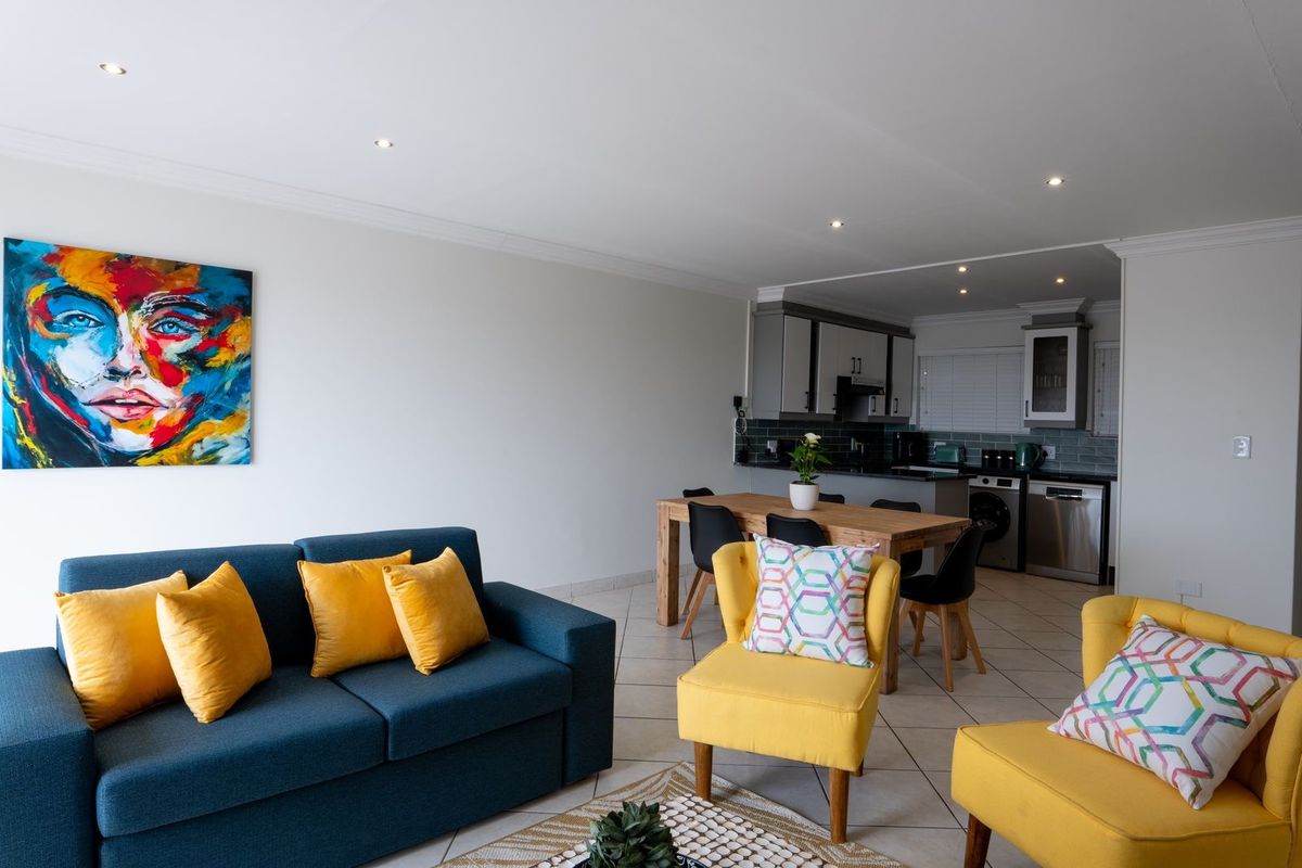 Modern Jeffreys Bay flat central living - Photo 5