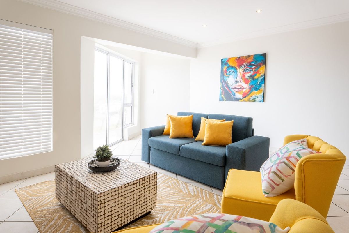 Modern Jeffreys Bay flat central living - Photo 4