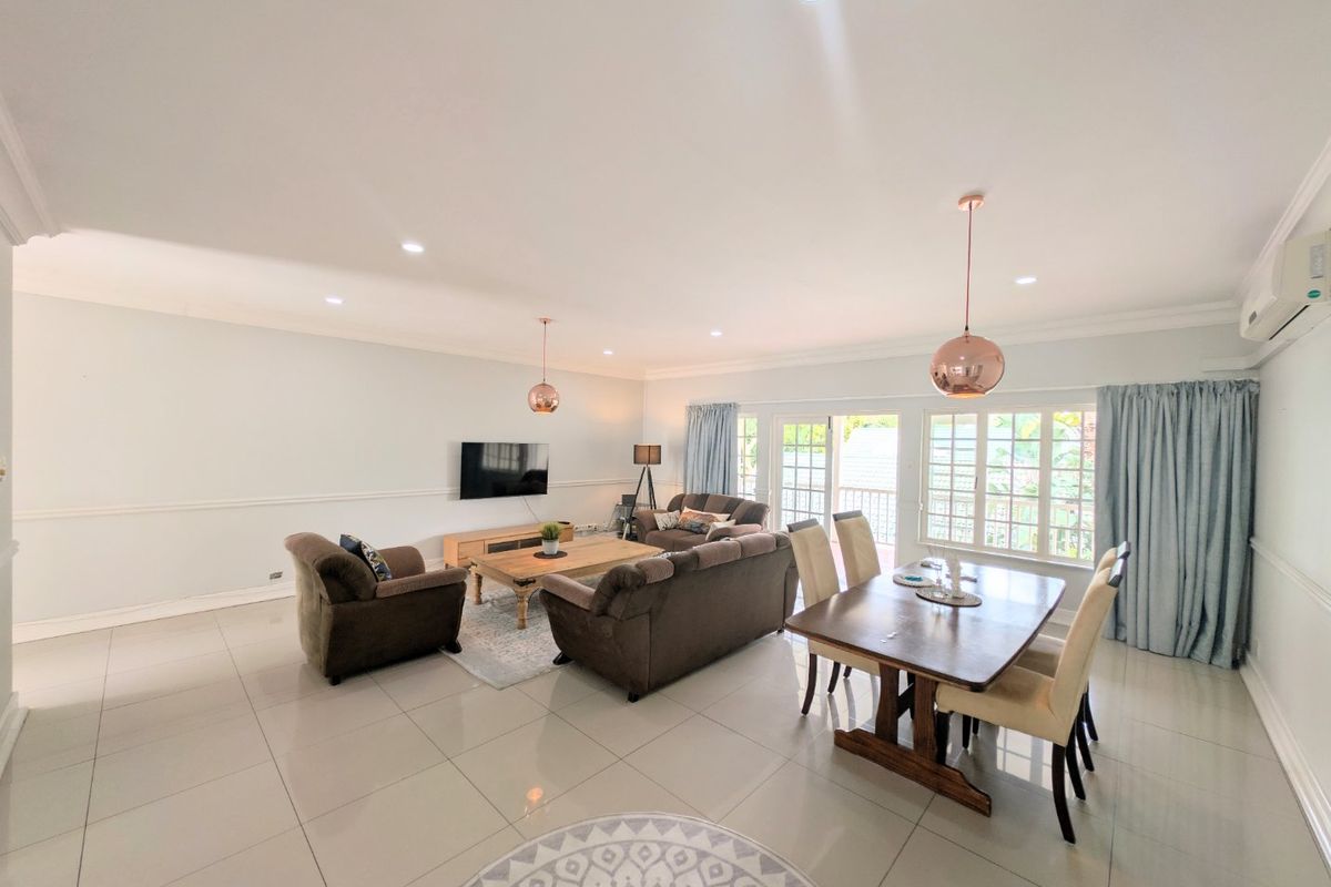 Mount Edgecombe Estate One - Lovely two bedroom apartment in this sought-after golf estate - Fully Furnished - Ideal Corporate Let - walking distance to the clubhouse and facilities - Photo 5