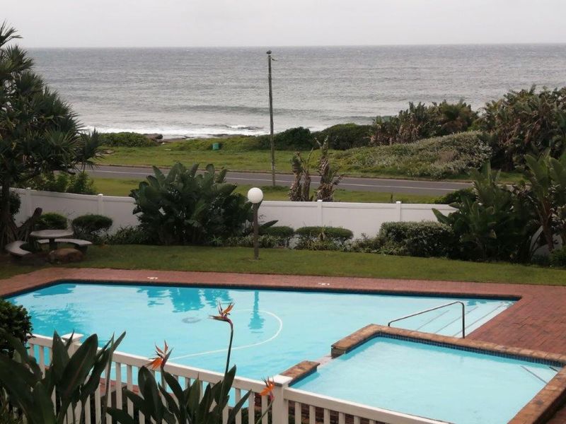 Beachfront Apartment In Uvongo - Photo 2