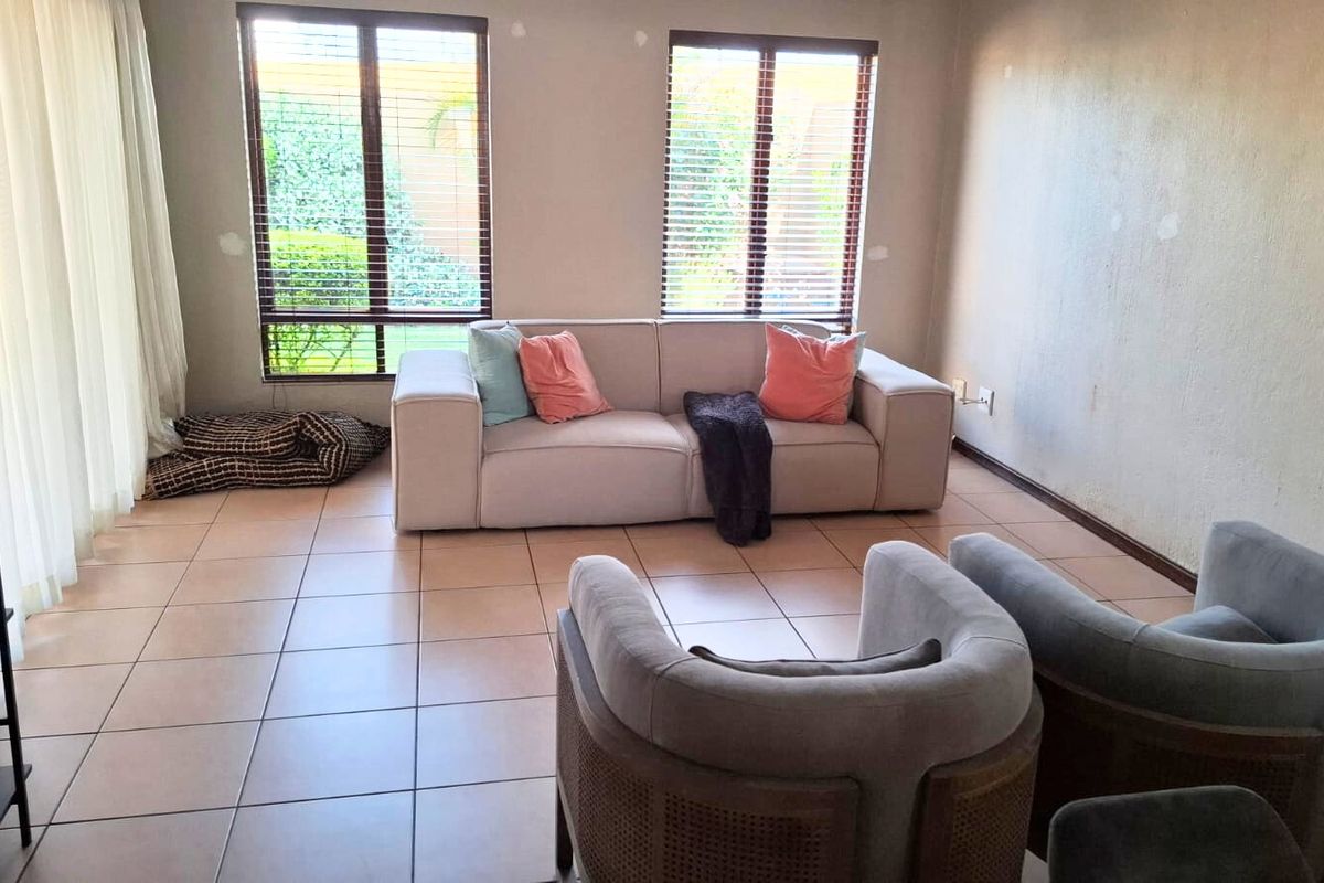 5-Bedroom, 3.5-Bathroom Family Home for Sale in Sumatra Estate, Midrand - Photo 5