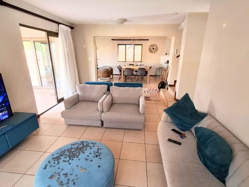 5-Bedroom, 3.5-Bathroom Family Home for Sale in Sumatra Estate, Midrand - Photo 2